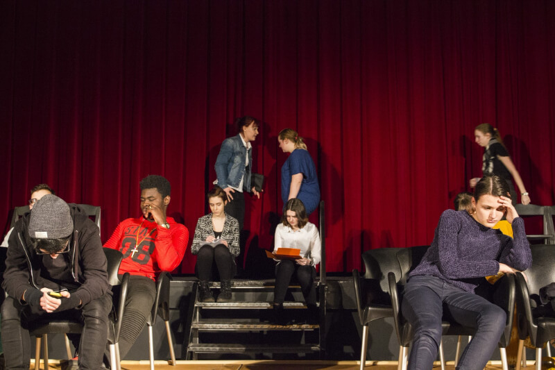 JeugdTheaterSchool KIEK - Tell me why I don't like Mondays